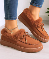 Comprar botinha feminina térmica com solado plataforma antiderrapante e forro peluciado para aquecimento e estilo no inverno em promoção AREZZO